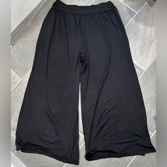 OFFLINE Wide Leg High Slit Trouser Pants with Black Pockets (Size XXL) - Picture 2 of 7